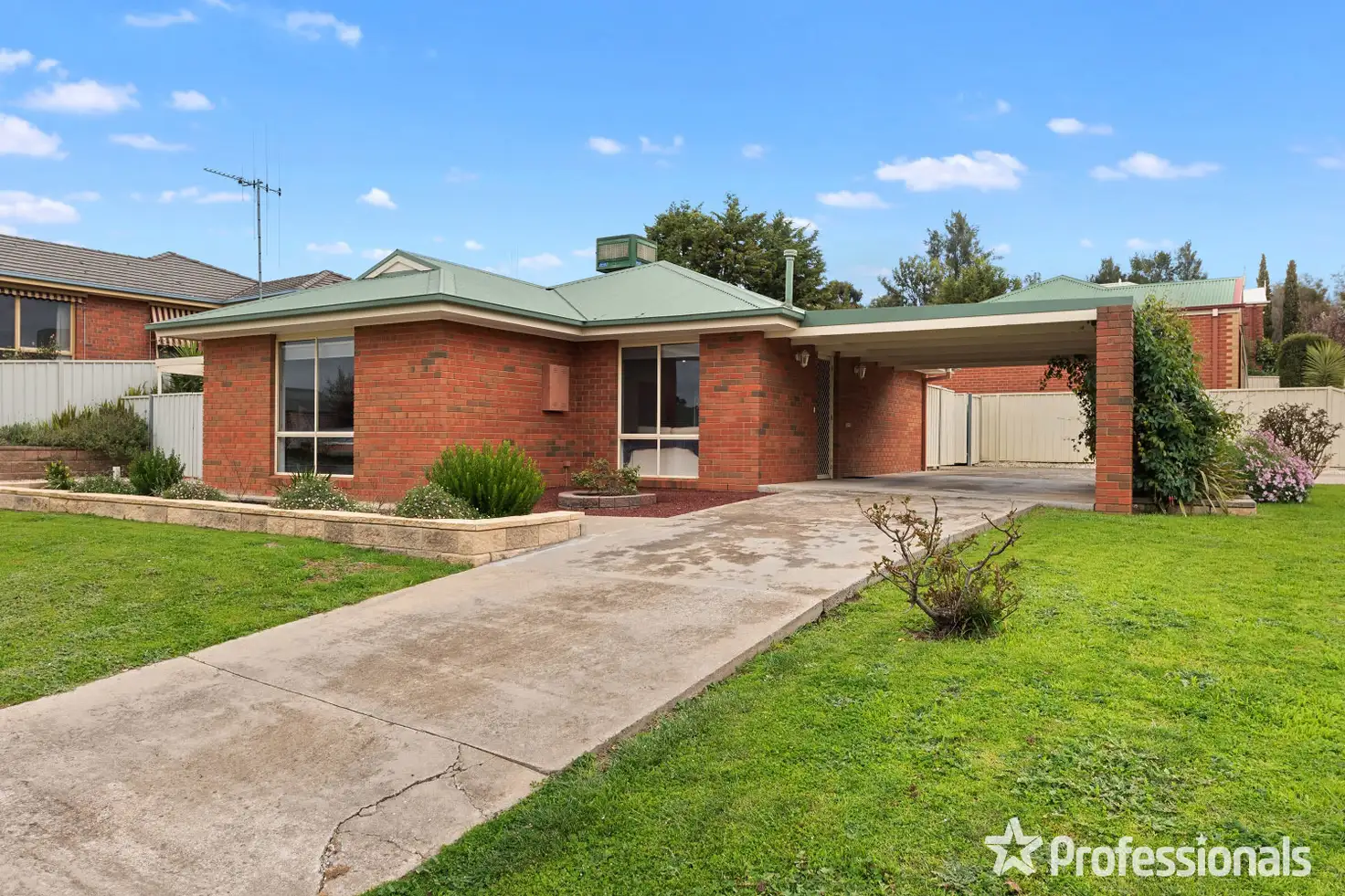 Main view of Homely house listing, 8 Sandner Grove, Golden Square VIC 3555