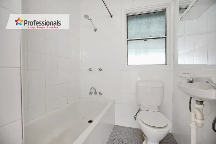 Fifth view of Homely house listing, 8 Haining Street, Cambridge Park NSW 2747