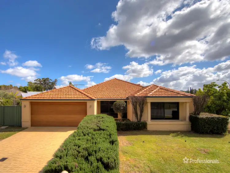 38 Regency Ramble, Wattle Grove WA 6107