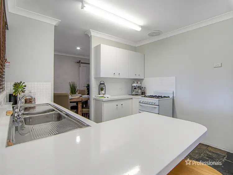 Sixth view of Homely house listing, 7 Wisteria Court, Forrestfield WA 6058