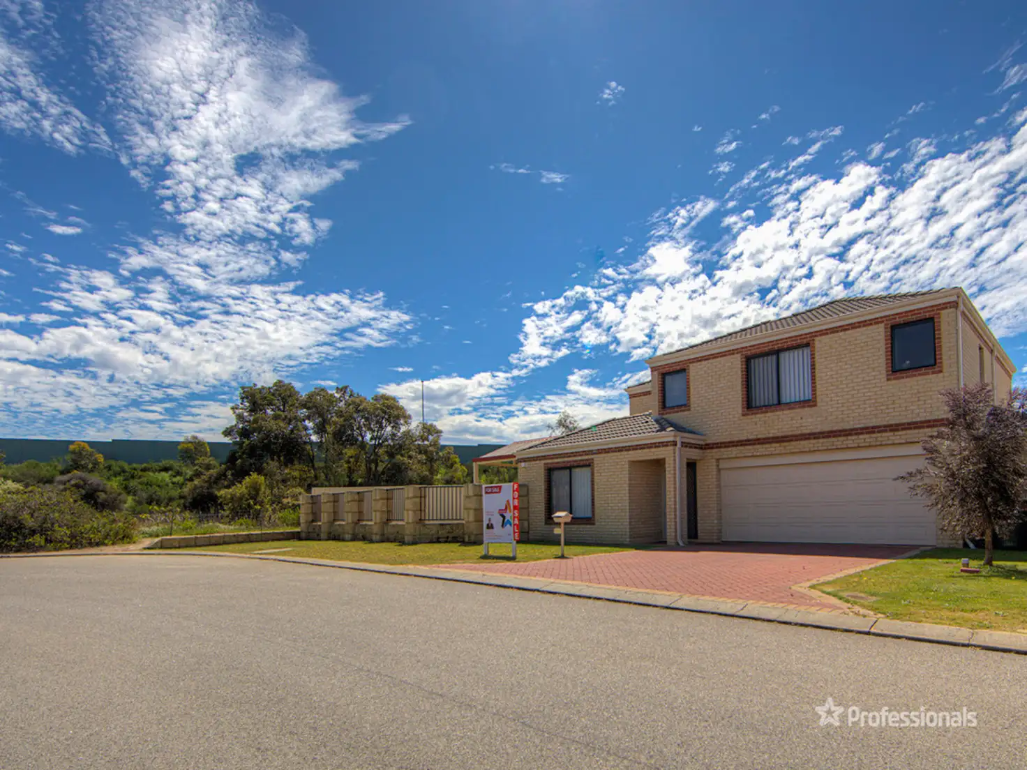 Main view of Homely house listing, 1/40 Mica Mews, Wattle Grove WA 6107