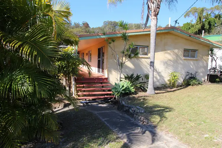 138 Rainbow Crescent, Dunwich QLD 4183