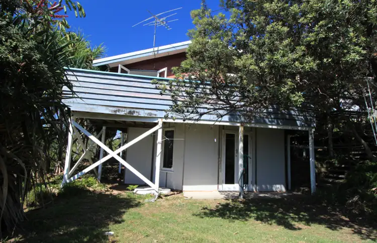 3 Midjimberry Road, Point Lookout QLD 4183