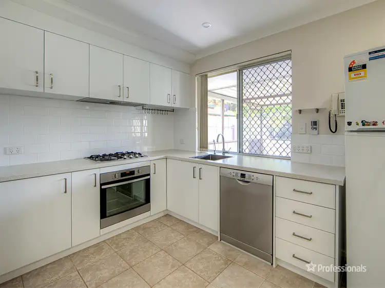 9 Chancery Court, Forrestfield WA 6058
