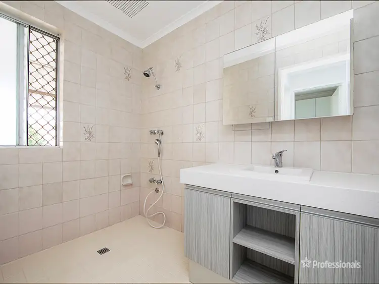 Sixth view of Homely house listing, 9 Chancery Court, Forrestfield WA 6058