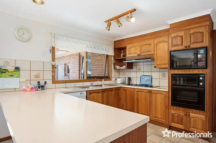 Sixth view of Homely house listing, 7 Heath Avenue, Mount Evelyn VIC 3796