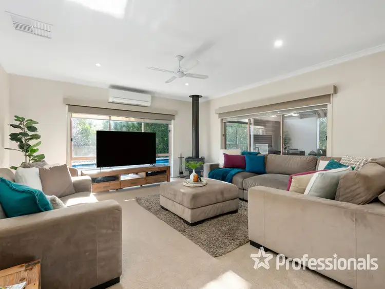 Fourth view of Homely house listing, 13 Pascoe Court, Mooroolbark VIC 3138