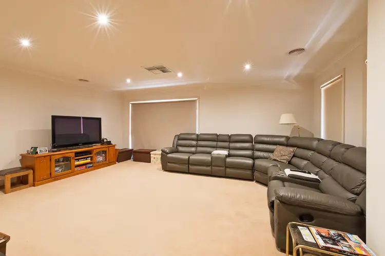 Fourth view of Homely house listing, 2 Suttie Drive, Swan Hill VIC 3585