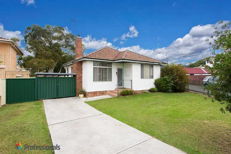 2 Astley Avenue, Padstow NSW 2211