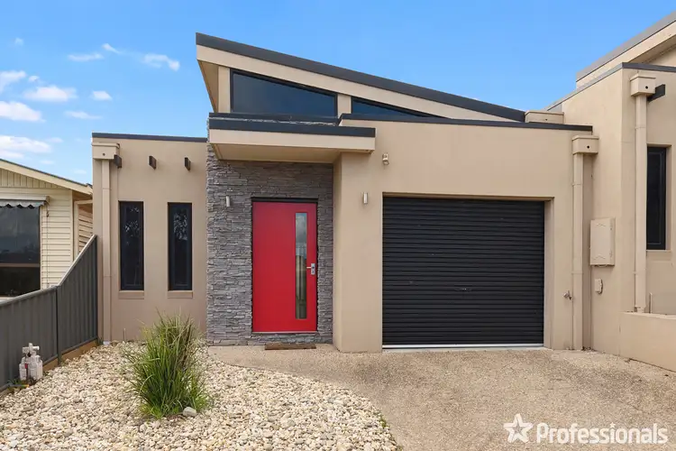 1/17 Osborne Street, Flora Hill VIC 3550