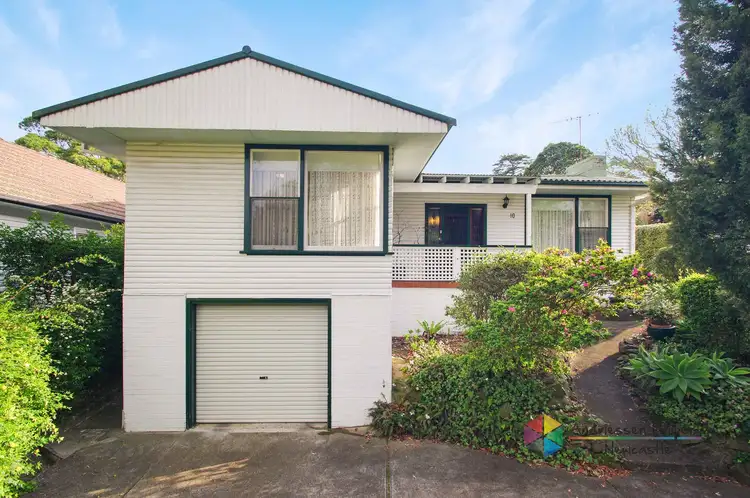 10 Beverley Crescent, New Lambton Heights NSW 2305