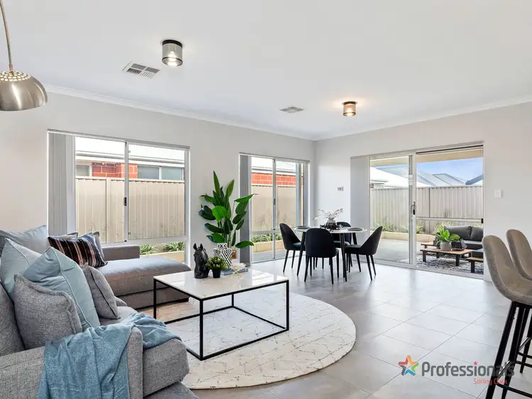 19 Quince Way, Forrestfield WA 6058