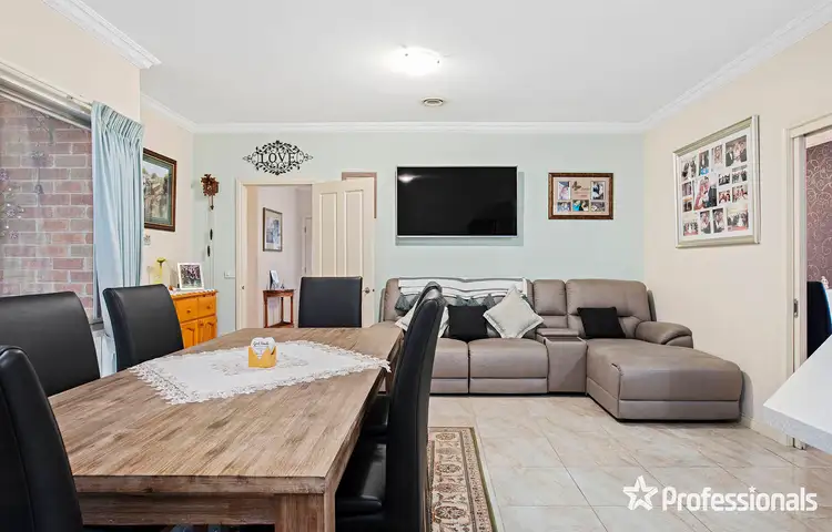 Fourth view of Homely house listing, 3/21-25 Cambridge Road, Mooroolbark VIC 3138