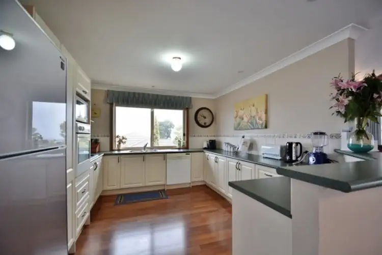 47 Duke Avenue, Para Hills SA 5096
