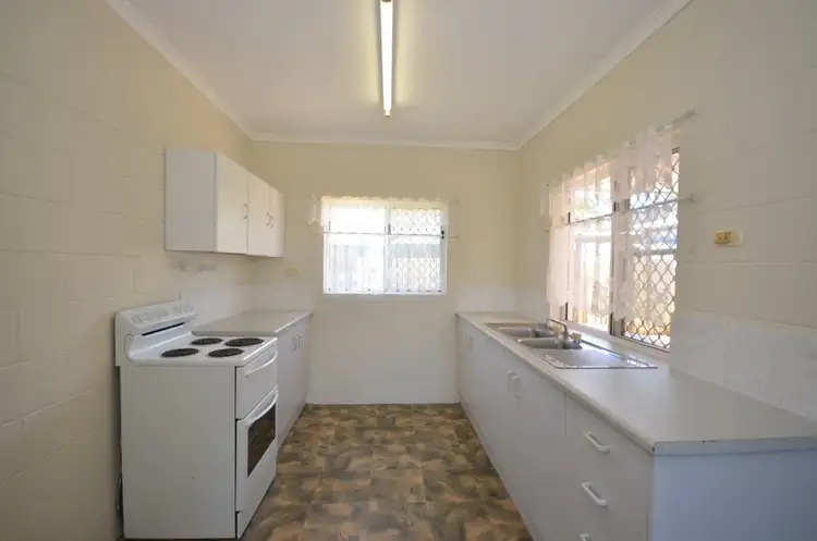 Sixth view of Homely unit listing, 2/34 Gilmore Street, Bentley Park QLD 4869