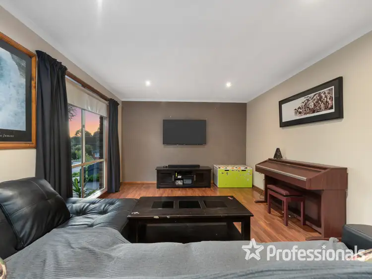 Fourth view of Homely house listing, 28 Dunoon Street, Mooroolbark VIC 3138