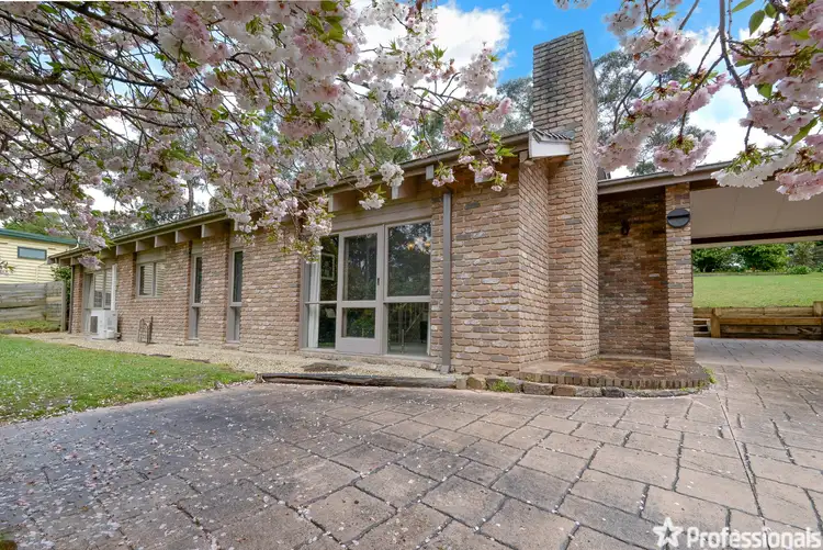Fifth view of Homely house listing, 6 Braeside Drive, Launching Place VIC 3139