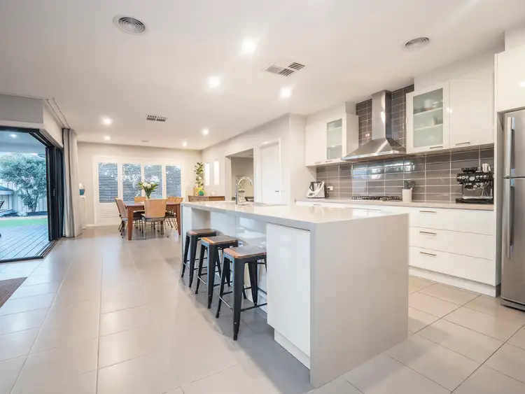 Sixth view of Homely house listing, 5 Caulfield Court, Shepparton VIC 3630