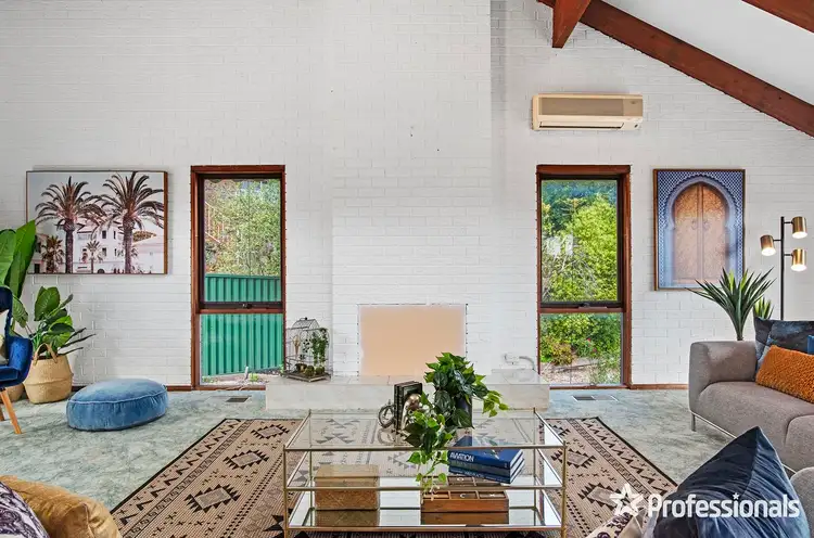 Fourth view of Homely house listing, 9 Highleigh Court, Mooroolbark VIC 3138