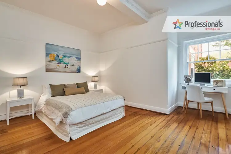 Fourth view of Homely apartment listing, 2/31 Broadway, Elwood VIC 3184