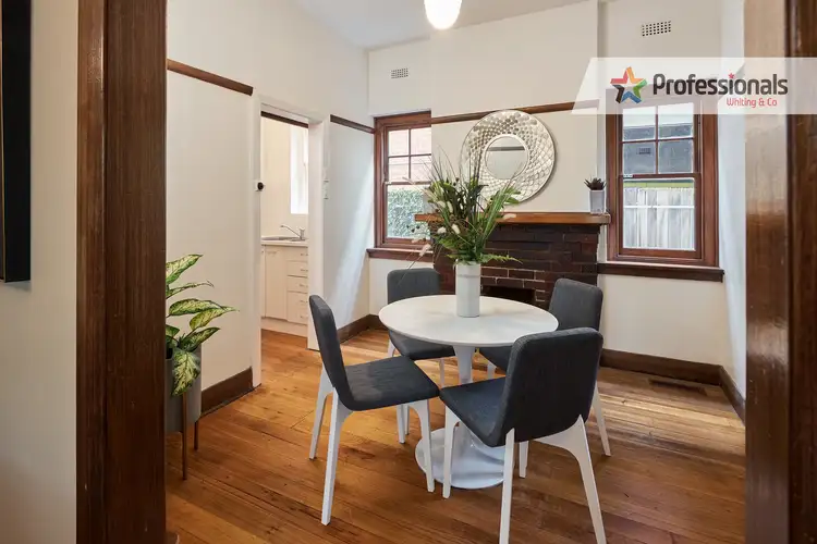 Fifth view of Homely apartment listing, 2/31 Broadway, Elwood VIC 3184