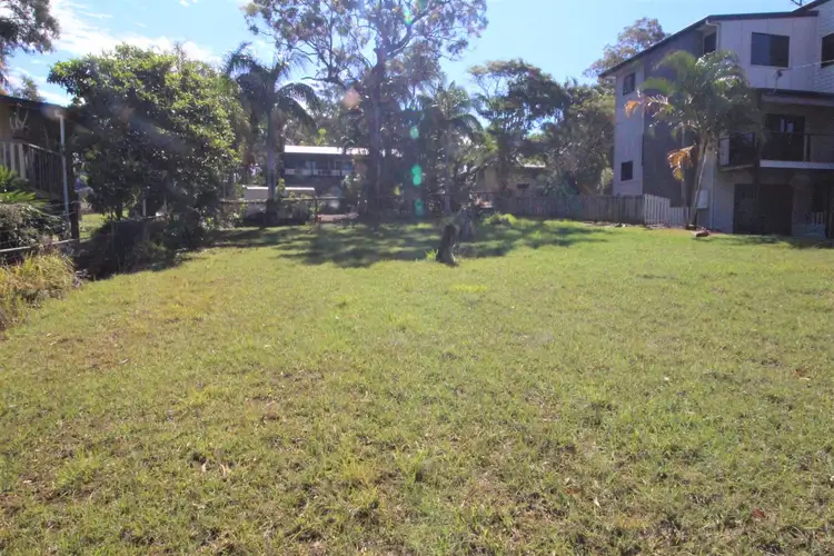 13 Mawarra Street, Macleay Island QLD 4184