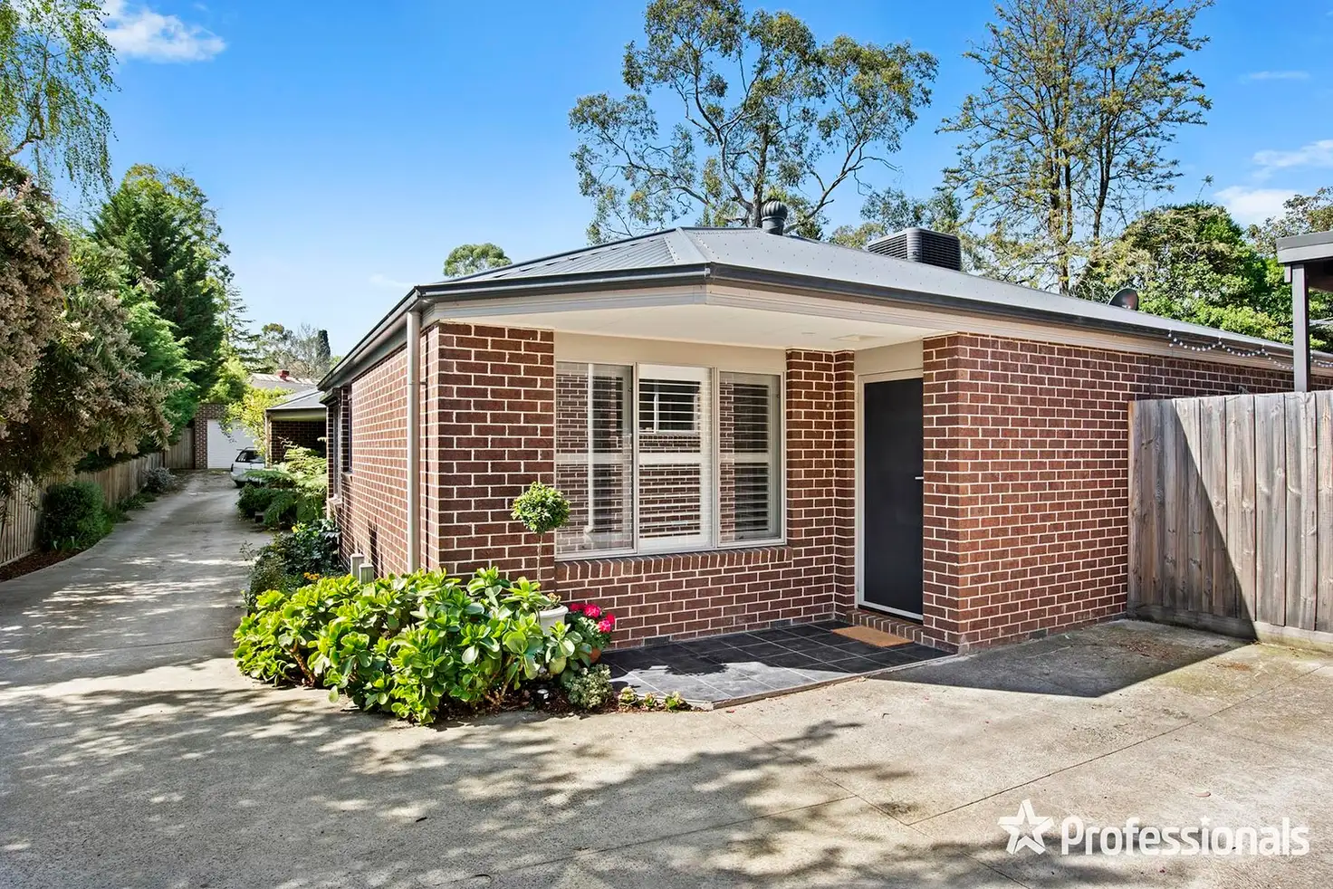 Main view of Homely house listing, 2/123 Lincoln Road, Croydon VIC 3136