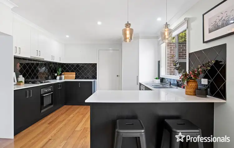 Third view of Homely house listing, 2/123 Lincoln Road, Croydon VIC 3136