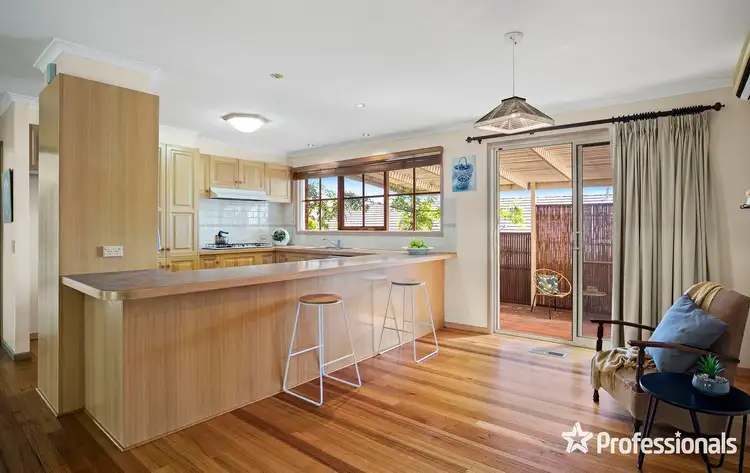 Fifth view of Homely house listing, 4 Benjamin Chase, Mooroolbark VIC 3138