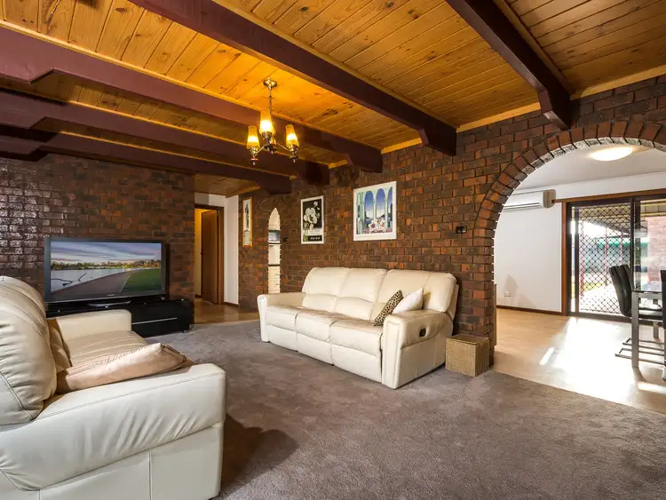 Fifth view of Homely house listing, 2 Cawthray Court, Shepparton VIC 3630