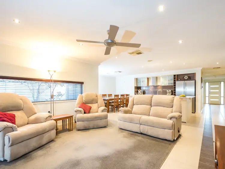 Fifth view of Homely house listing, 16 Greybox Way, Kialla VIC 3631