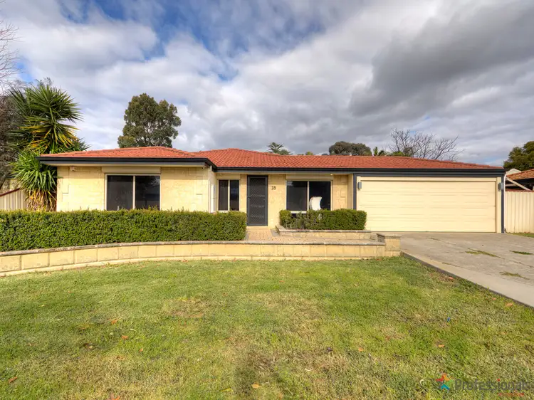 18 Ruby Way, Maida Vale WA 6057