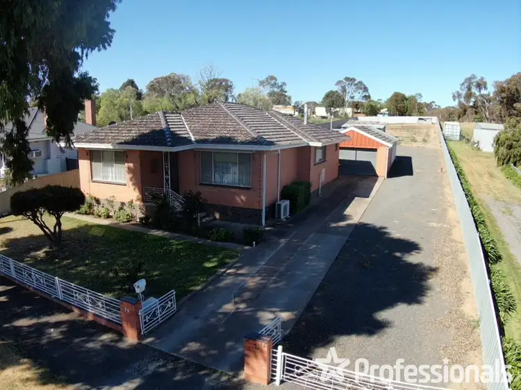 79 Derby Road, Maryborough VIC 3465