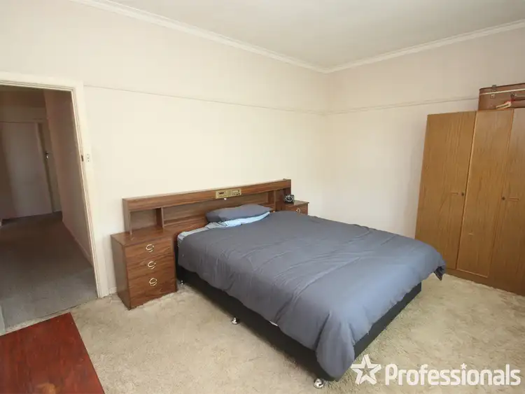 Fifth view of Homely house listing, 11 Havelock Street, Maryborough VIC 3465