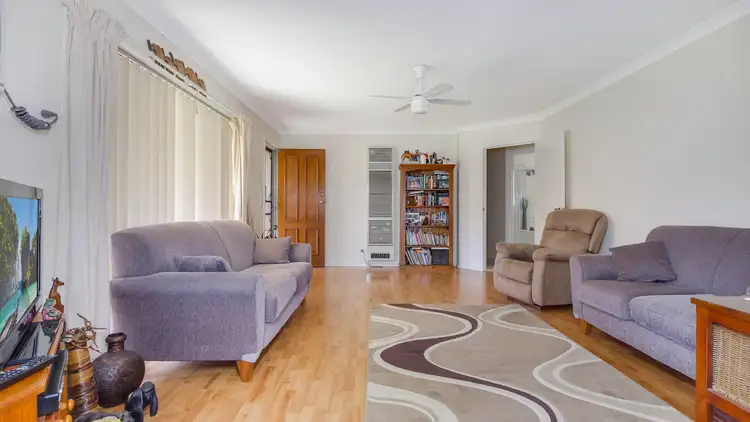 Sixth view of Homely house listing, 10 Madge Court, Mooroopna VIC 3629