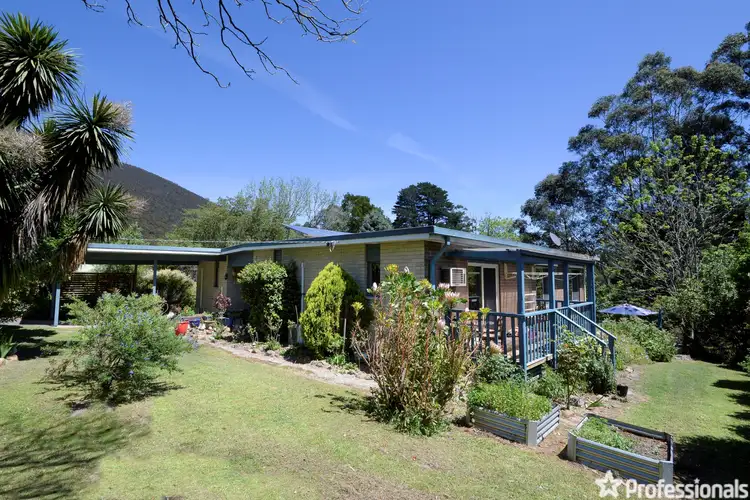 28 Lincoln Road, Warburton VIC 3799