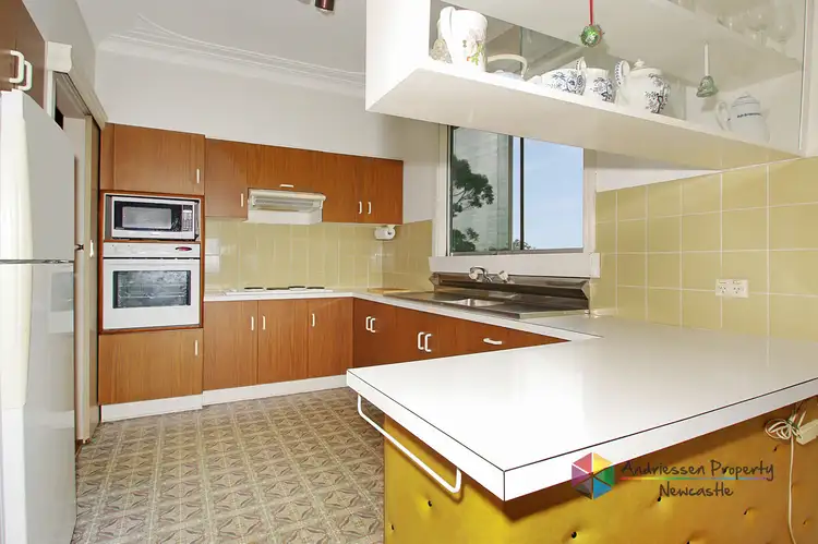 Fifth view of Homely house listing, 9 Gillian Crescent, Cardiff NSW 2285