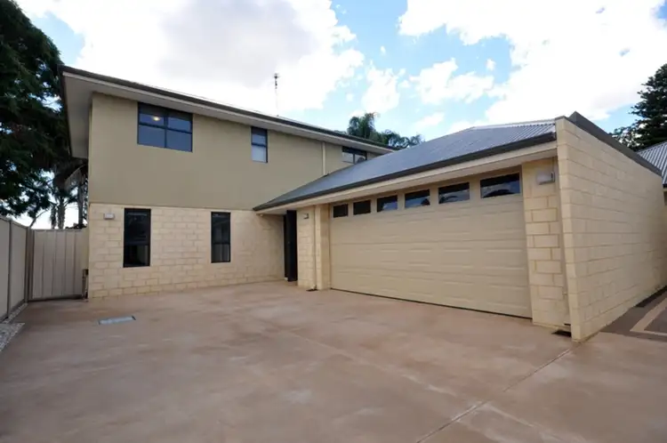 3/32 Range View Road, High Wycombe WA 6057