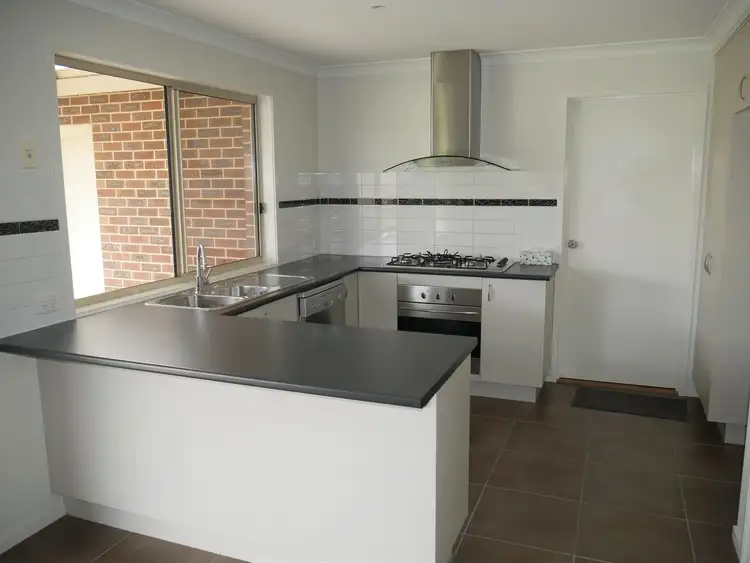 Second view of Homely house listing, 44 Taig Avenue, Kialla VIC 3631