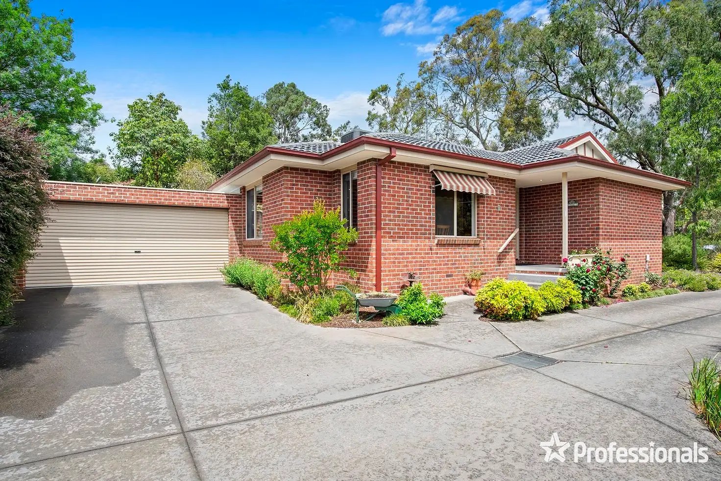 Main view of Homely unit listing, 1/51 Cambridge Road, Mooroolbark VIC 3138