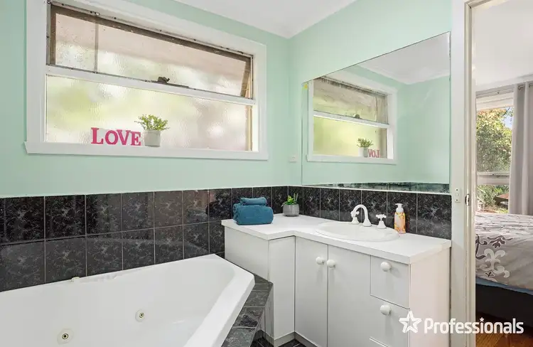 Fourth view of Homely house listing, 4 Closter Court, Lilydale VIC 3140