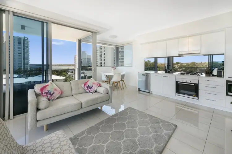 609/20 Labrador Street, Labrador QLD 4215