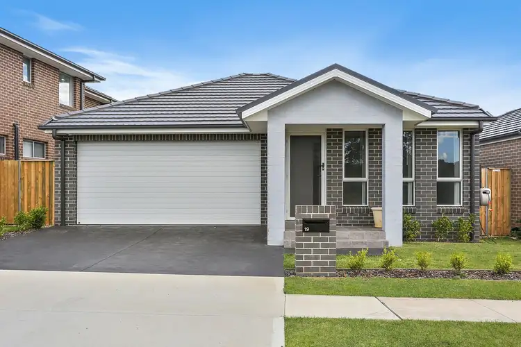 19 Greenberg Street, Spring Farm NSW 2570