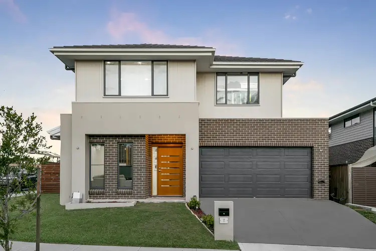 2 Bowen Circuit, Gledswood Hills NSW 2557