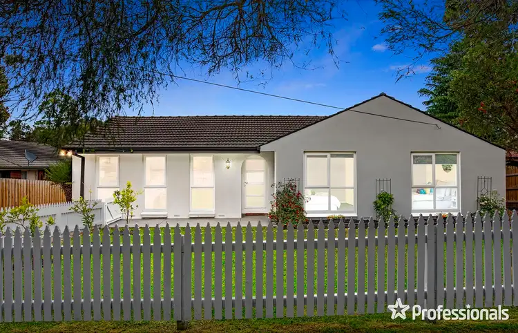 27 Mountfield Road, Kilsyth VIC 3137