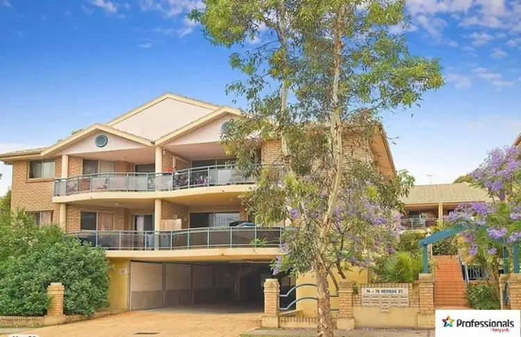 3/74-78 Newman Street, Merrylands NSW 2160