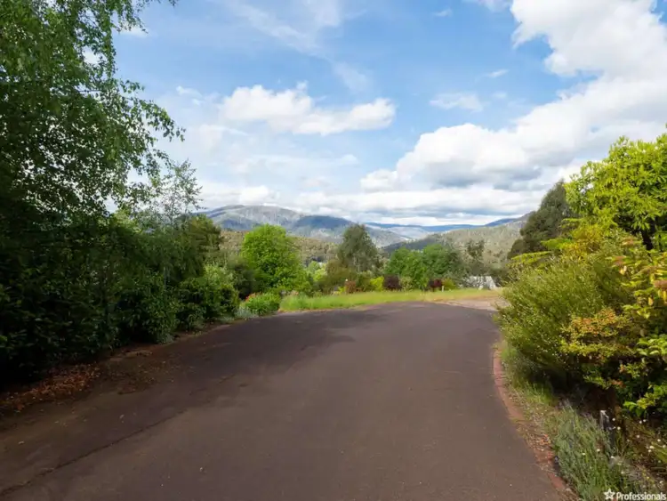 13 Old Melbourne Road, Marysville VIC 3779