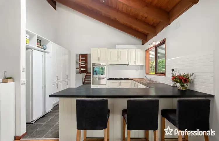 Sixth view of Homely house listing, 34 Priestley Crescent, Mount Evelyn VIC 3796