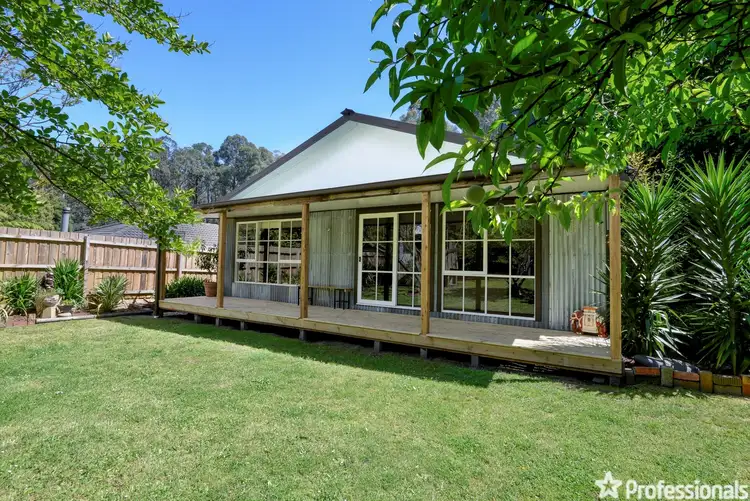 10 Blackwood Road, East Warburton VIC 3799