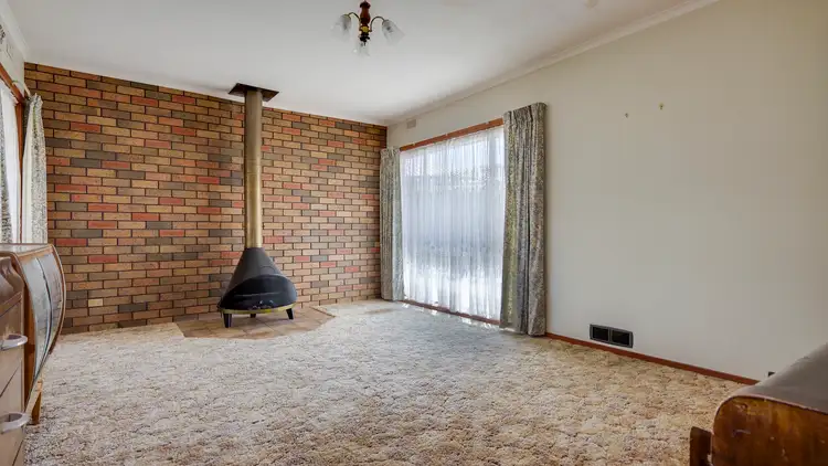 Fourth view of Homely house listing, 4 Ivanhoe Court, Shepparton VIC 3630